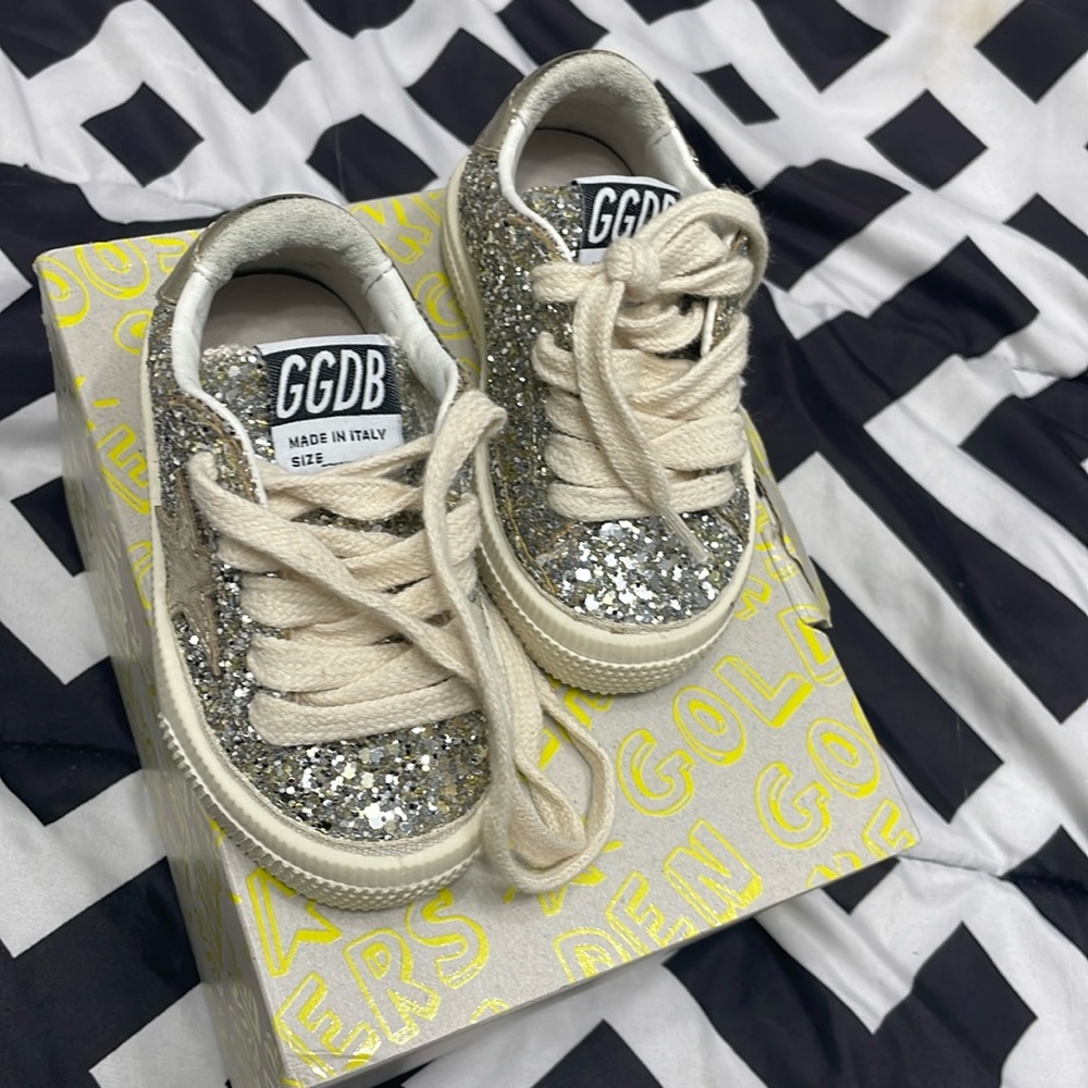 Golden goose Toddler size 19 worn twice! US size 3-4